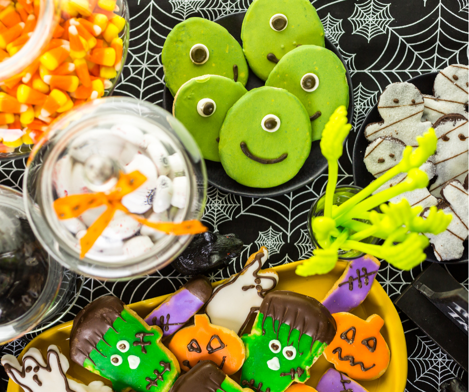 Decorating Halloween Desserts